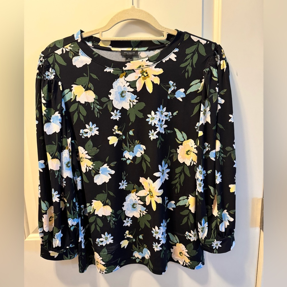 Ann Taylor Factory Black Floral Print Blouse